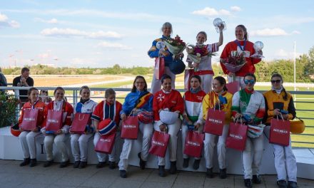 EUROPEO AMAZZONI A BUDAPEST: ELENA VILLANI ORLANDO VINCE CON “FERRARI” MA LA SFORTUNA LE NEGA IL TITOLO CHE VA ALL’AUSTRIACA STEFANIE MAYR